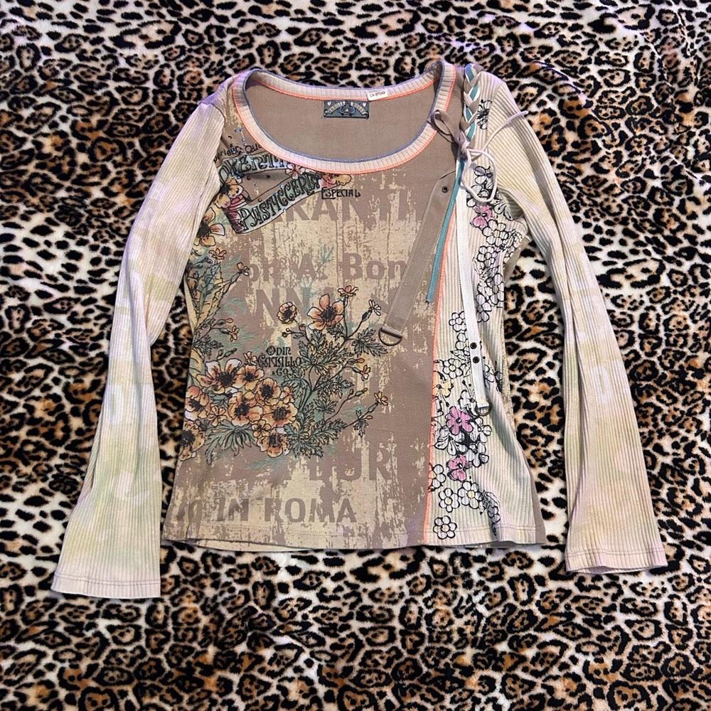 Floral long sleeve🌸💐